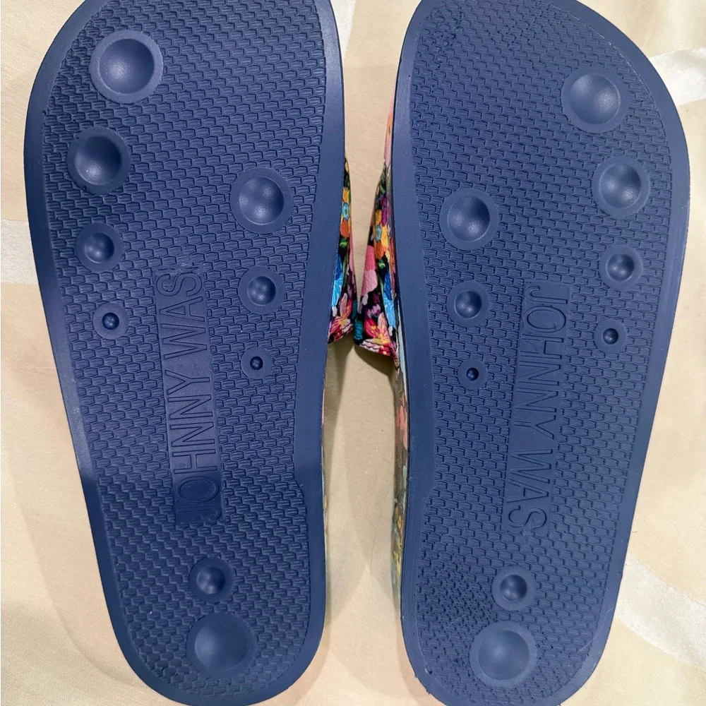 Johnny Was Multicolor Floral Slides - Picture 4 of 4